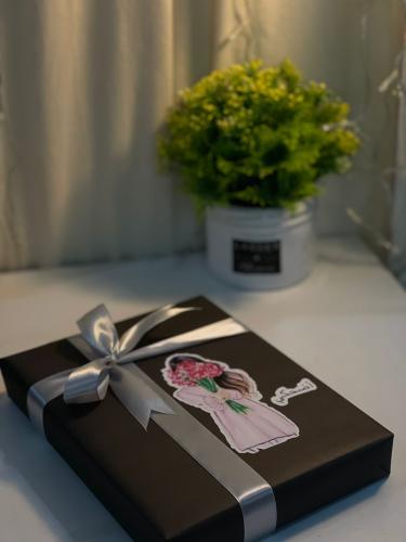 مرايه مضيئه + تغليف