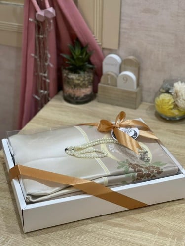 بوكس سجادة جلال مفتوح