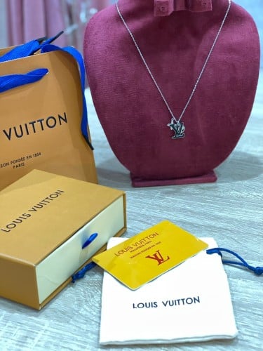 سلسال فان كليف مع الملحقات