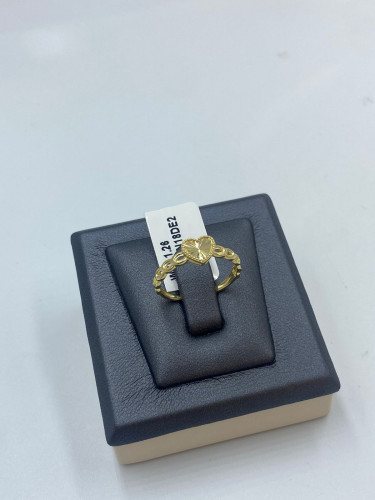 خاتم عيار 18