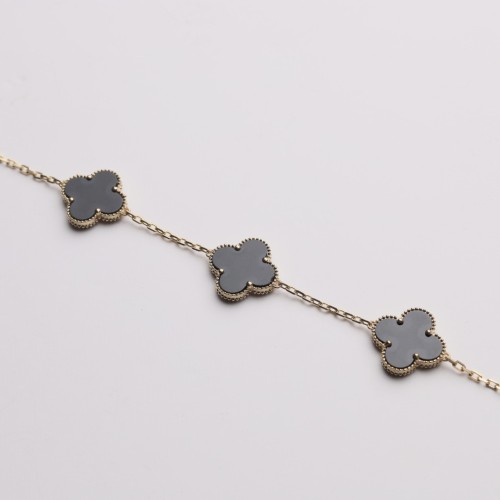 أسواره عيار18