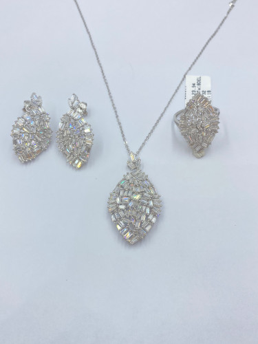 نصف طقم عيار 18