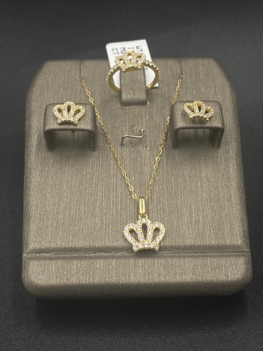 نص طقم عيار 18