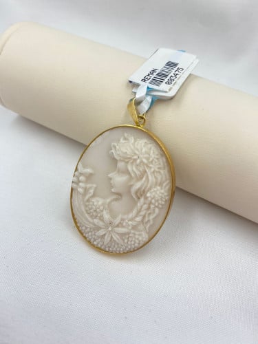 تعليقة عيار 18 الابيض كامل