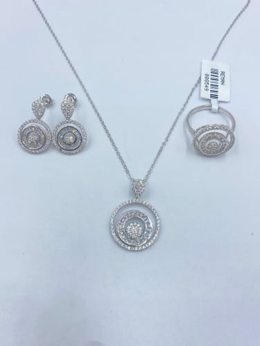 نصف طقم عيار 18