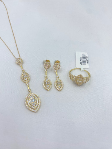 نصف طقم عيار 18