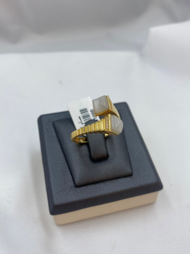 خاتم عيار 18