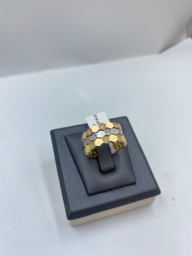 خاتم عيار 18