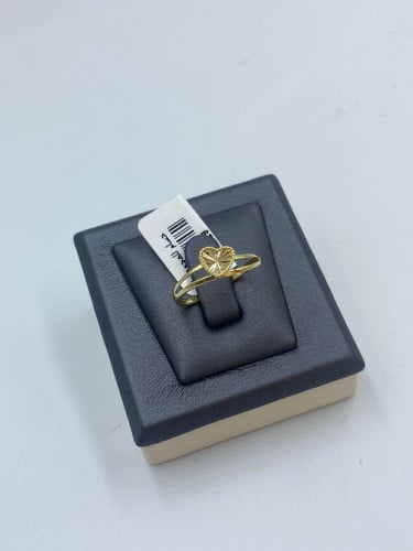 خاتم عيار 18