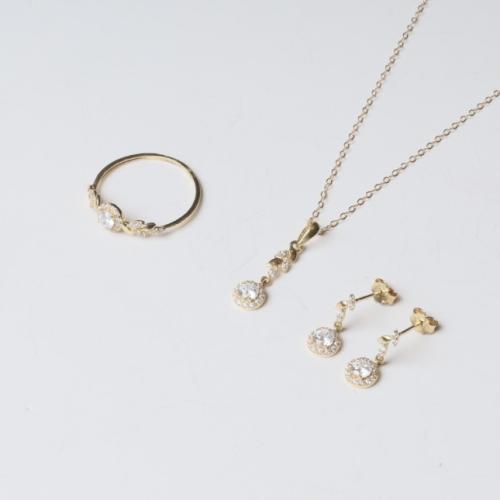 نصف طقم عيار 18