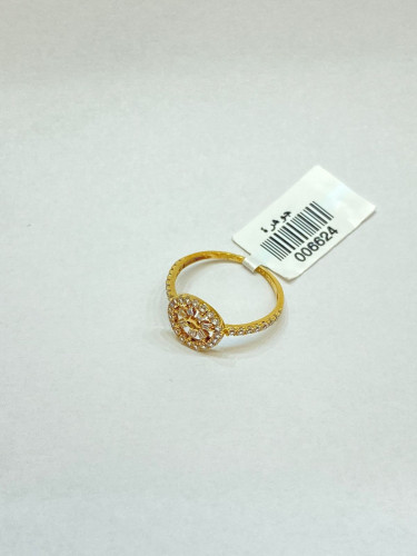 خاتم عيار  18