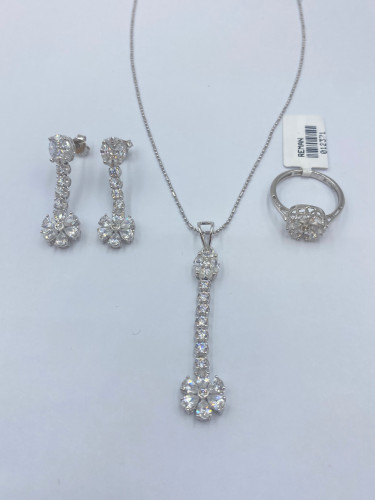 نصف طقم عيار 18