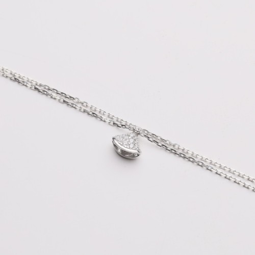 أسواره عيار18