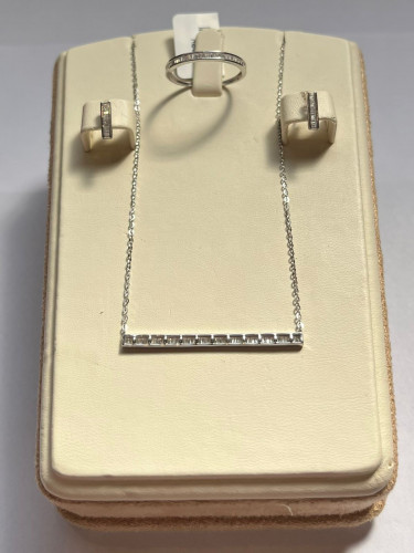 نصف طقم عيار 18