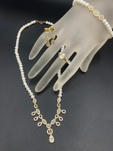 طقم الدانة  عيار 18