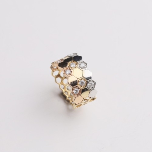 خاتم عيار 18