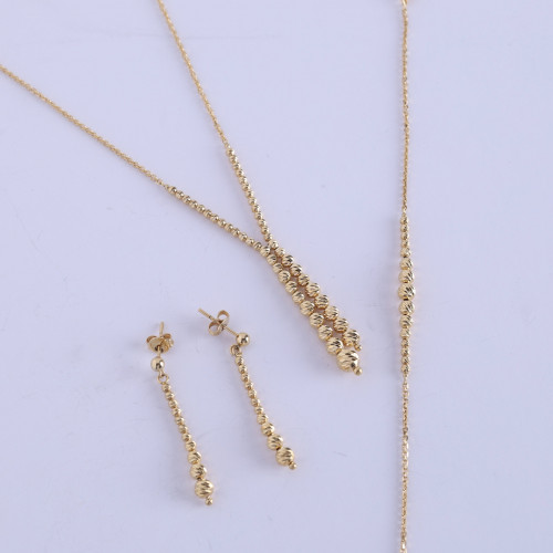 نصف طقم عيار 18