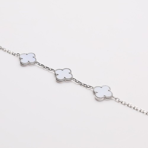 أسواره عيار18