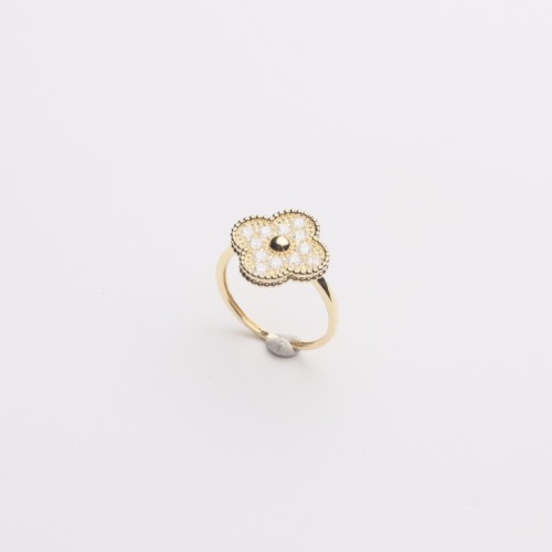 خاتم عيار 18