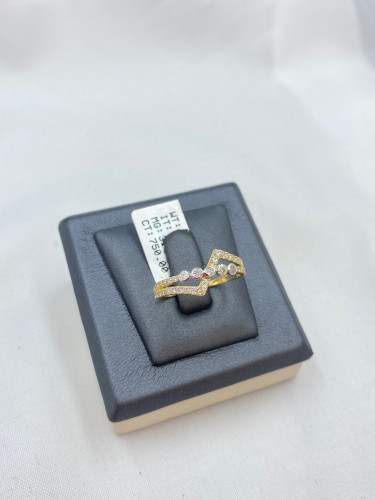 خاتم عيار 18