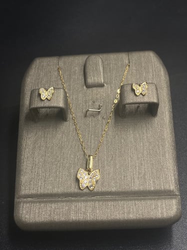 نص طقم عيار 18