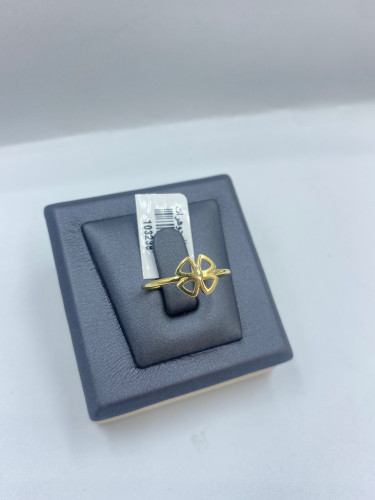 خاتم عيار 18