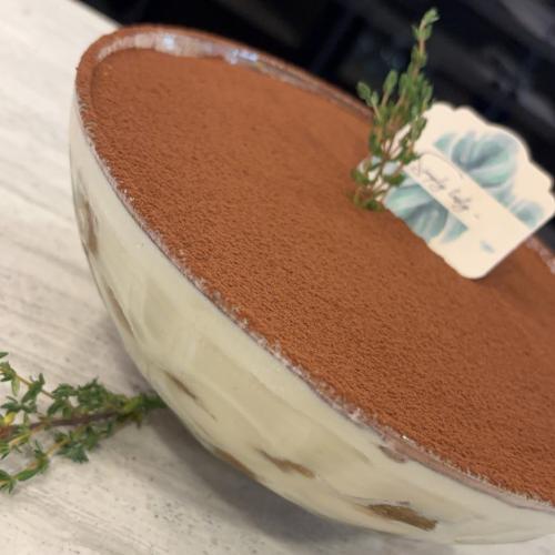 تيراميسو بجبنة الماسكربون والفيلادلفيا للطلب قبل بيوم