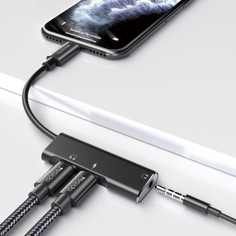 وصلة شاحن وسماعة