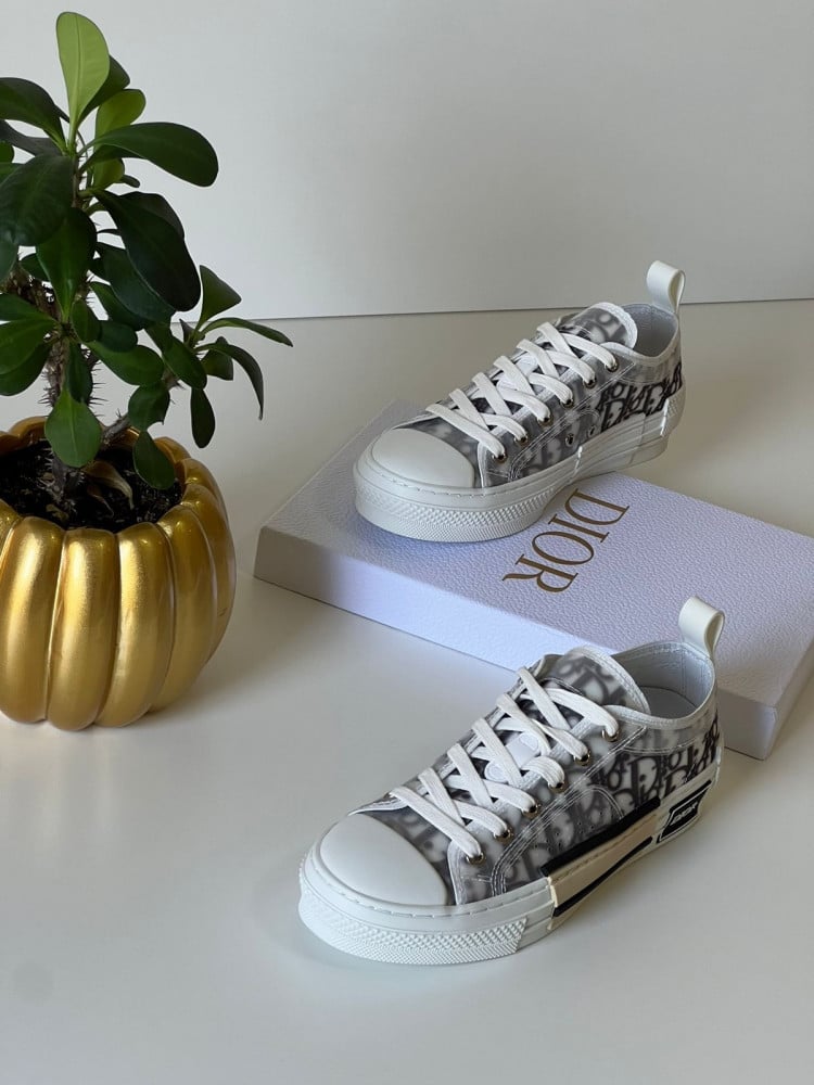 Christian dior outlet womens trainers