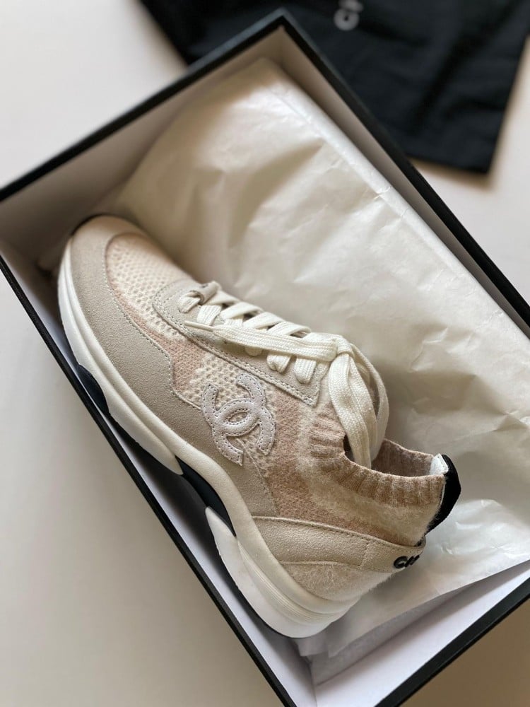 Chanel hot sale sneakers beige