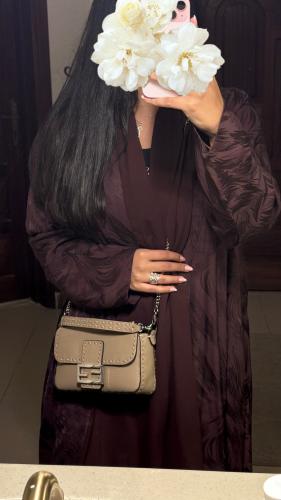 True maroon