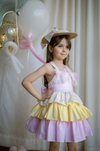 فستان طبقات بالوان زاهية