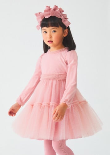 فستان راقي من التل المنقط