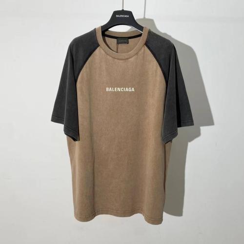 Balenciaga T-shirt بني