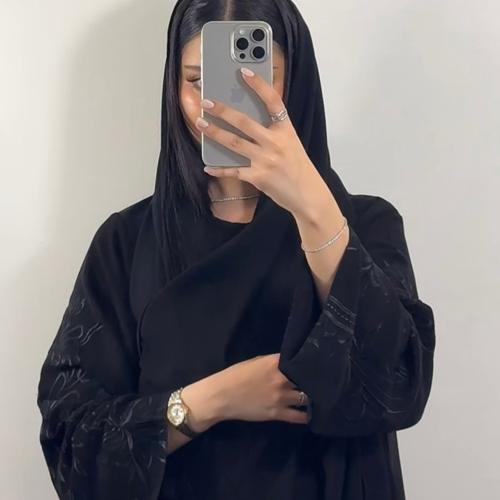عبايه (N53) تطريز اسود