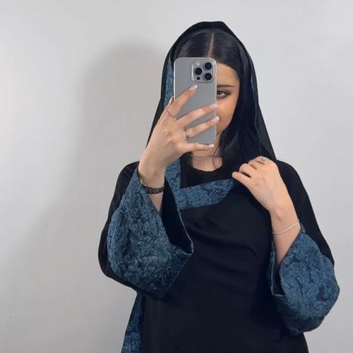 عبايه (N52)