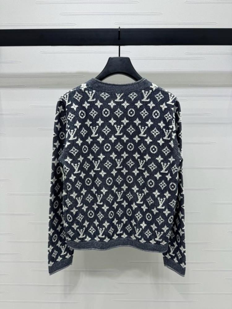 LV- Sweater