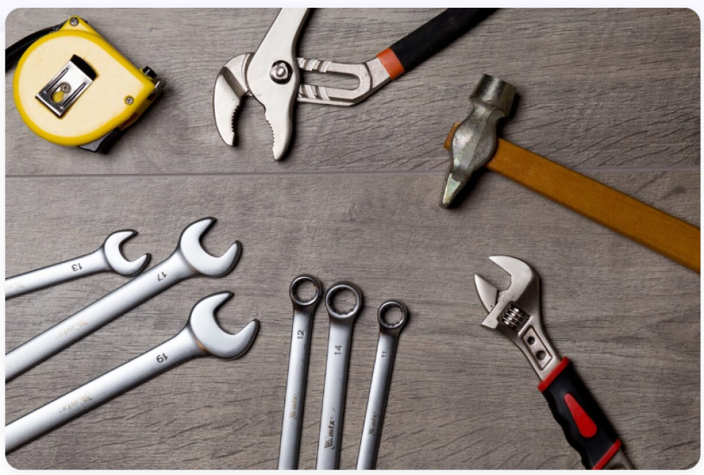 10 أدوات لا غنى عنها في أعمال تحسين المنزل DIY
