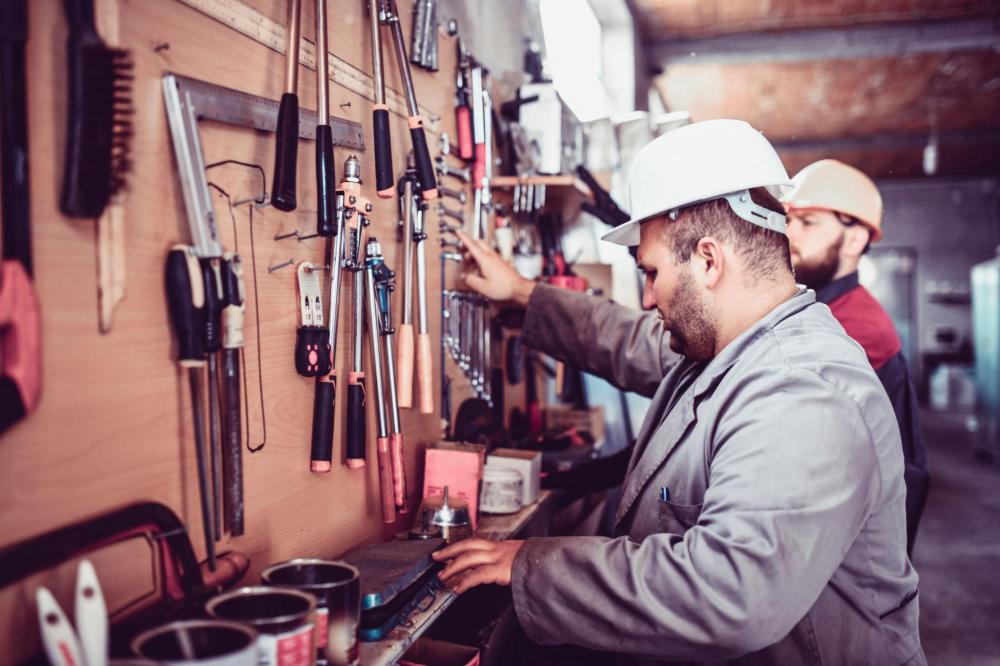 كيف تختار الأدوات المناسبة لمشروعك؟