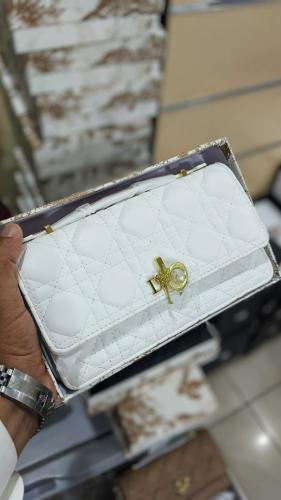 شنطة ديور