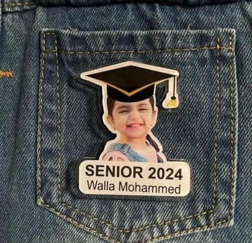 بروش تخرج اكريلك حسب الطلب