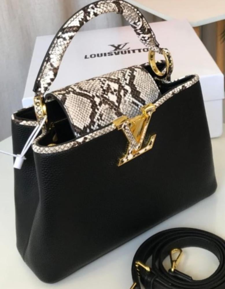 حقيبة يد نسائية من لويس فيتون كابوسينس