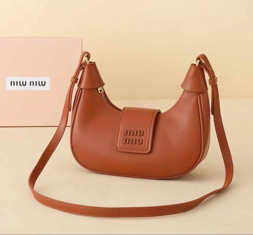 ميو ميو حقيبة يد نسائية