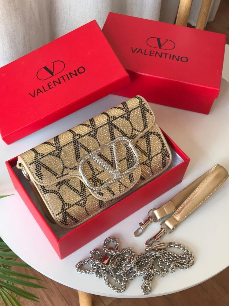 شنط فخمه فالانتينو Valanteno