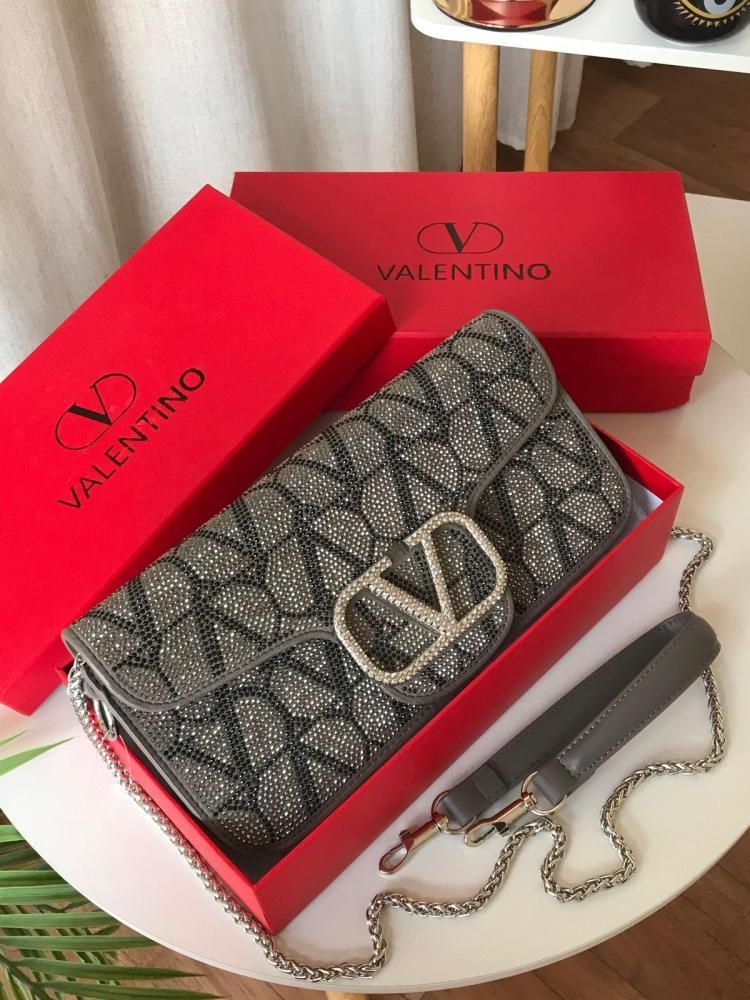 شنط فخمه فالانتينو Valanteno