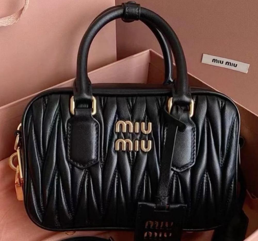 شنطة ميو ميو Arcadie