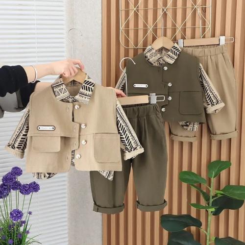 طقم ملابس أطفال أنيق