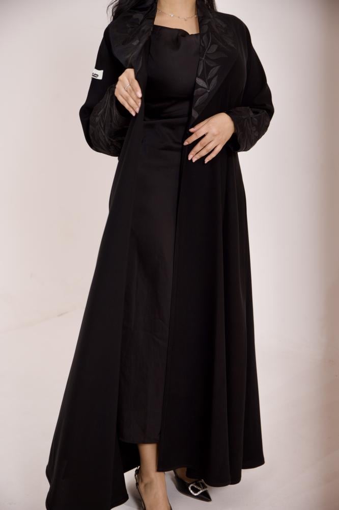 عبايات سمراء سادة