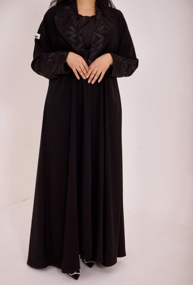 عبايات سمراء سادة