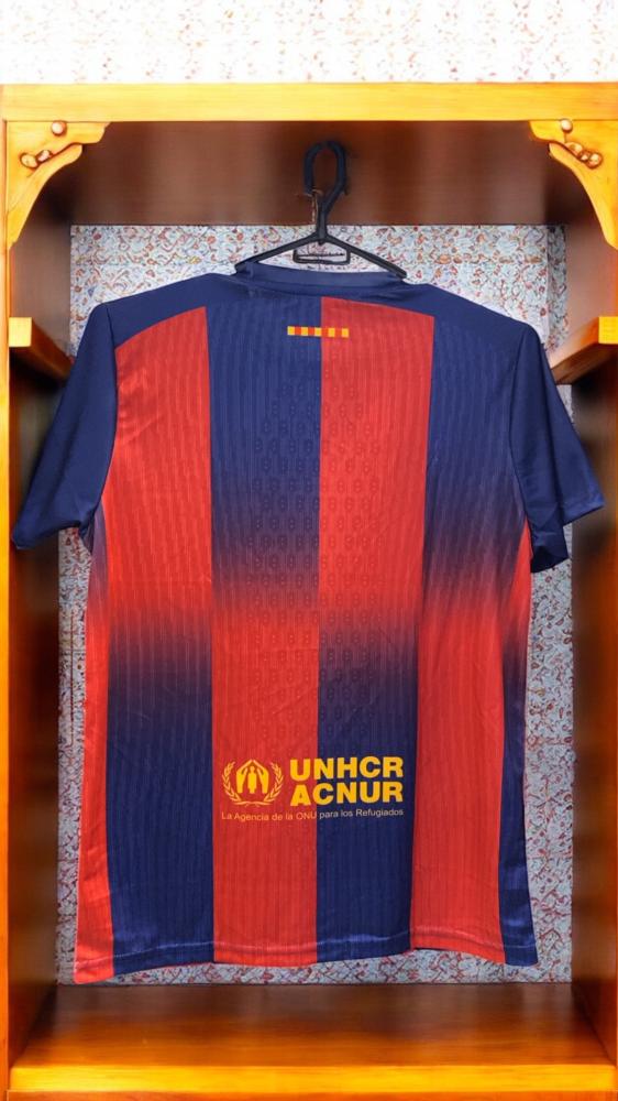 تيشيرت برشلونة الجديد 2026 بدون رقم